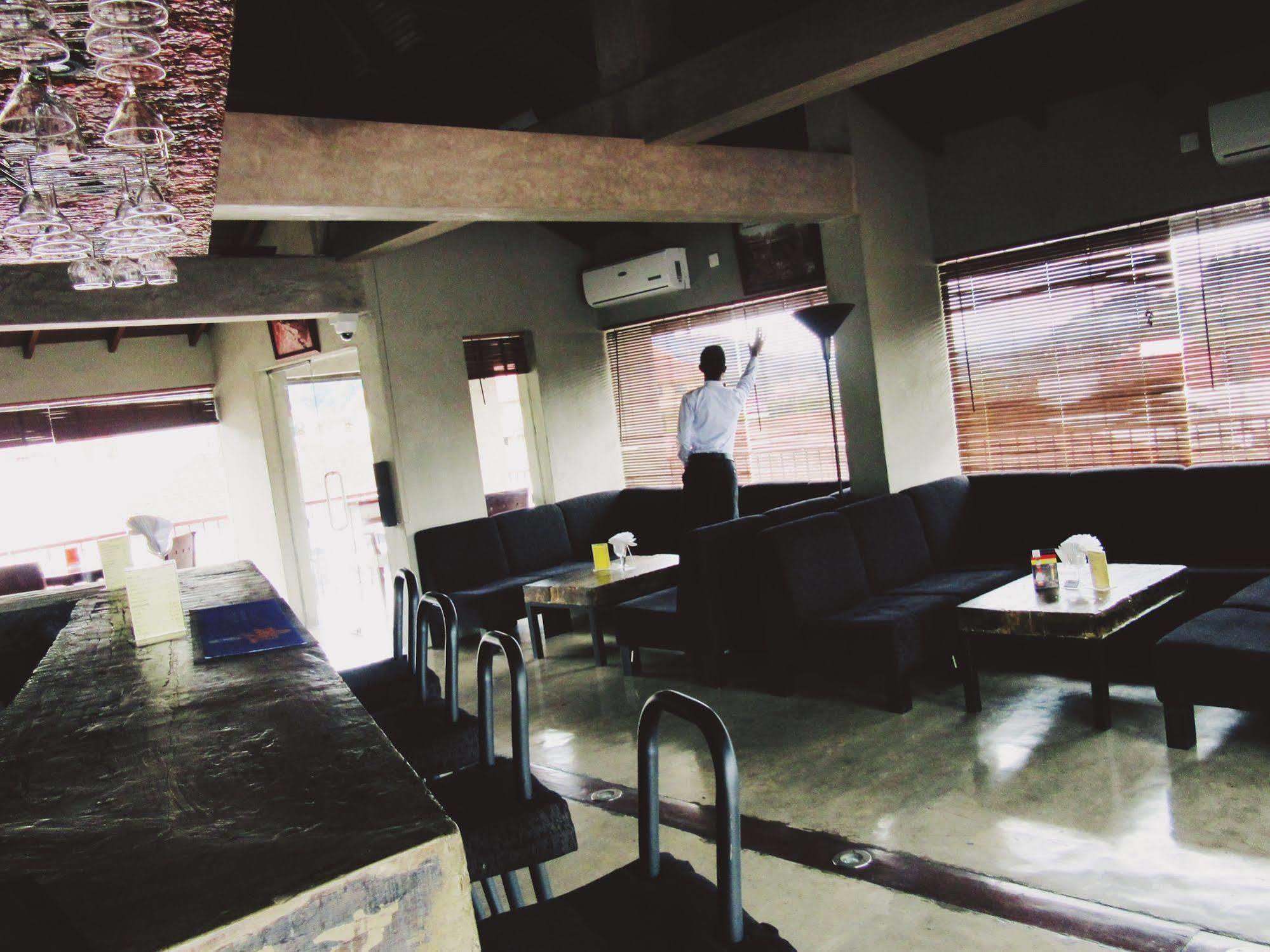 Casamara Hotel Kandy